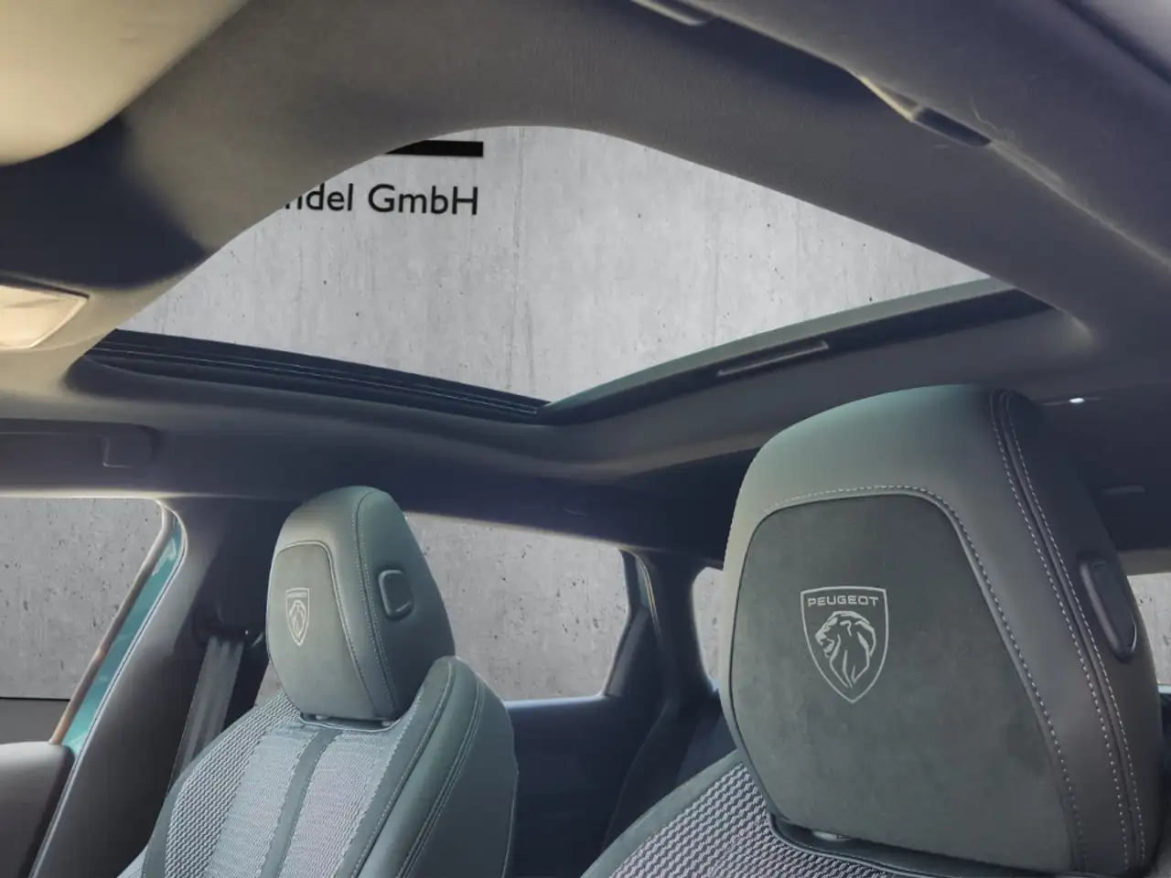 Peugeot 308 SW GT PT130 EAT8 El. Panodach Kamera LED El. Heckk — Galerie du véhicule 17
