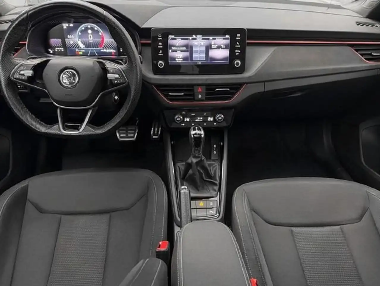 Skoda Kamiq 1.5 TSI Design DSG7 110kW — معرض صور السيارة 10
