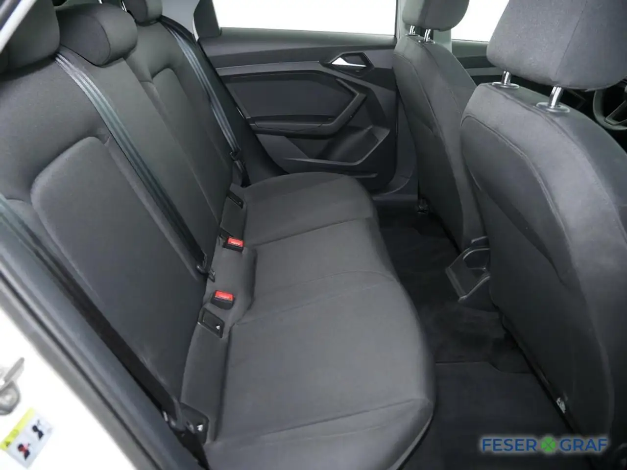 Audi A1 Sportback 25 TFSI SmartphoneInt,PDC hinten — Vehicle gallery 7