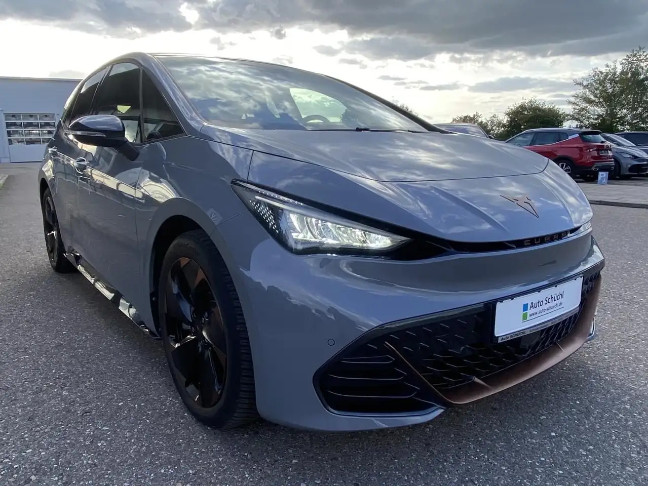 CUPRA Born e-Boost 17 kW WÄRMEPUMPE+19"-KUPFER+SUPERS — Vehicle gallery 8