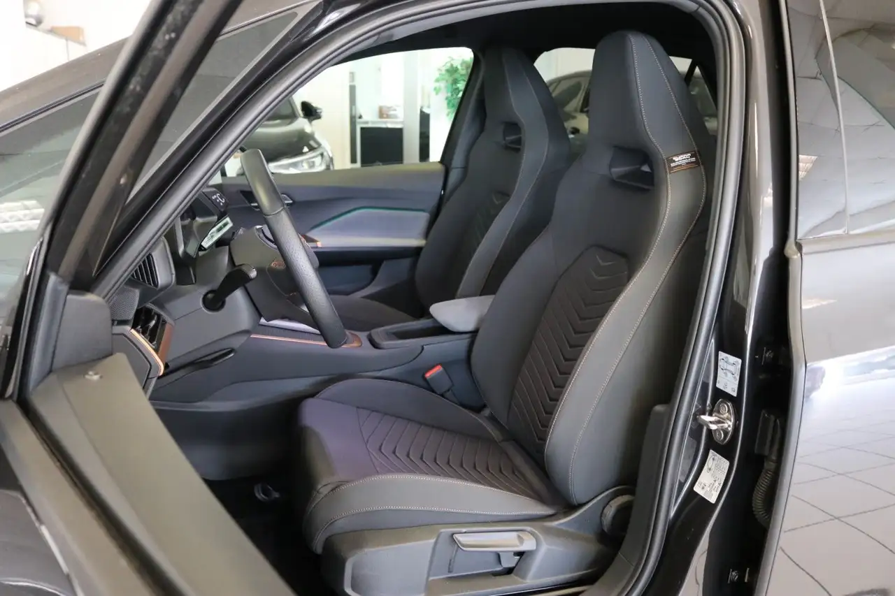 CUPRA Born 150 kW Kamera Virtual STHZ ACC Lane 93% — معرض صور السيارة 14