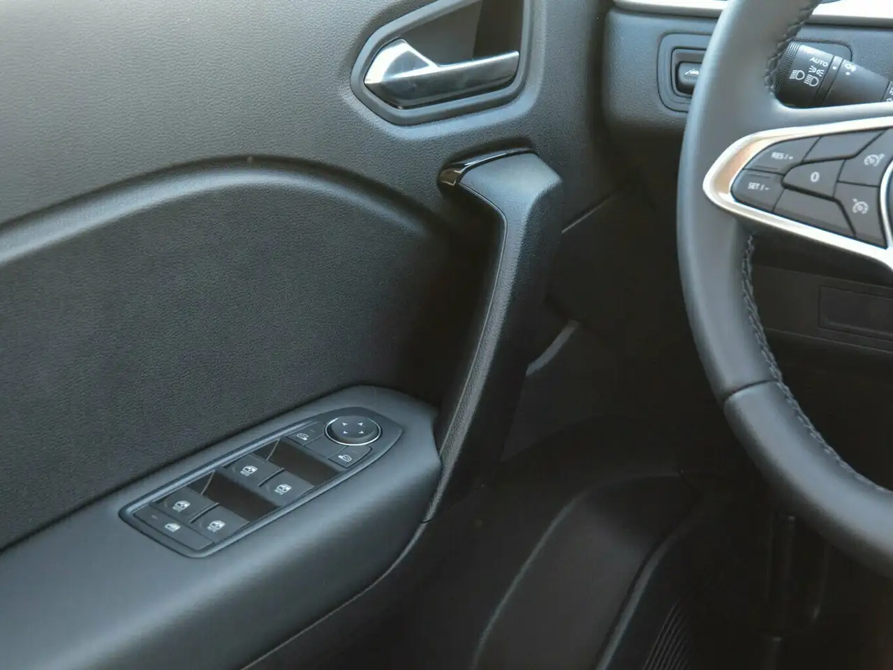 Mitsubishi ASX BASIS 1.0L — Vehicle gallery 13