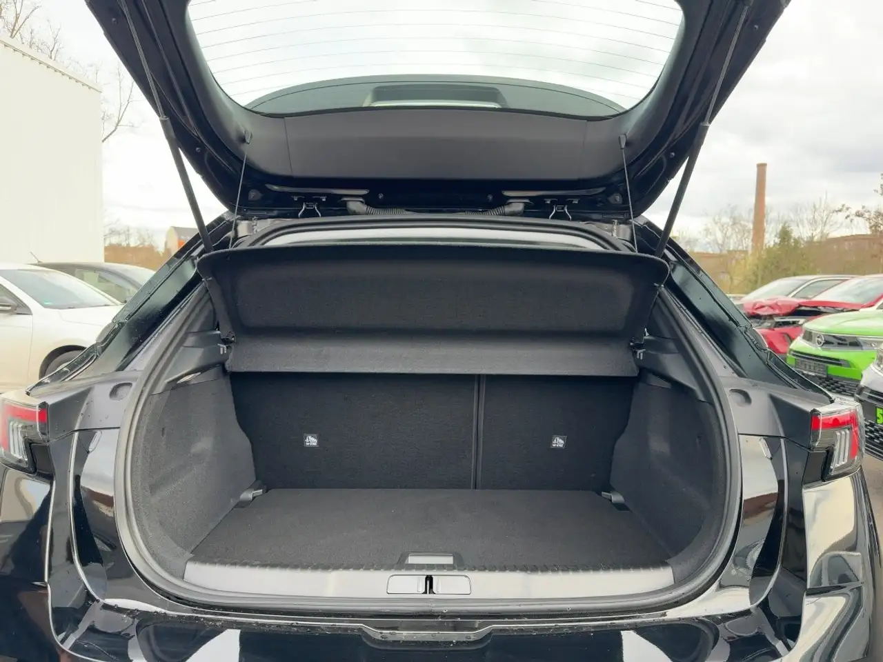 Opel Mokka 1.2 Turbo Elegance *bequemer Einstieg* — Vehicle gallery 8