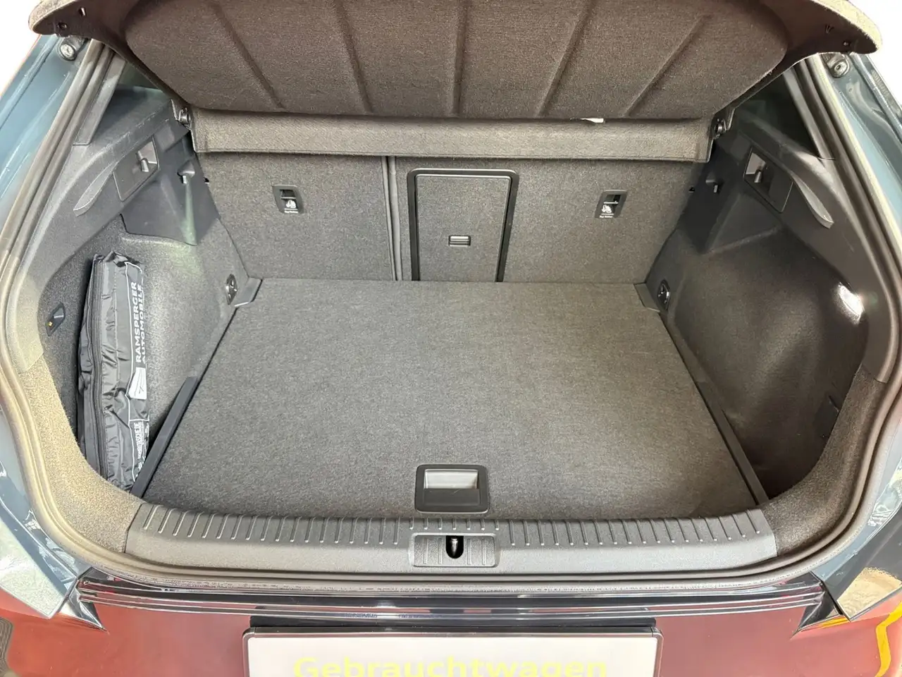 CUPRA Formentor 1.5 eTSI LED/AHK/Assist/Navi/uvm. — معرض صور السيارة 16