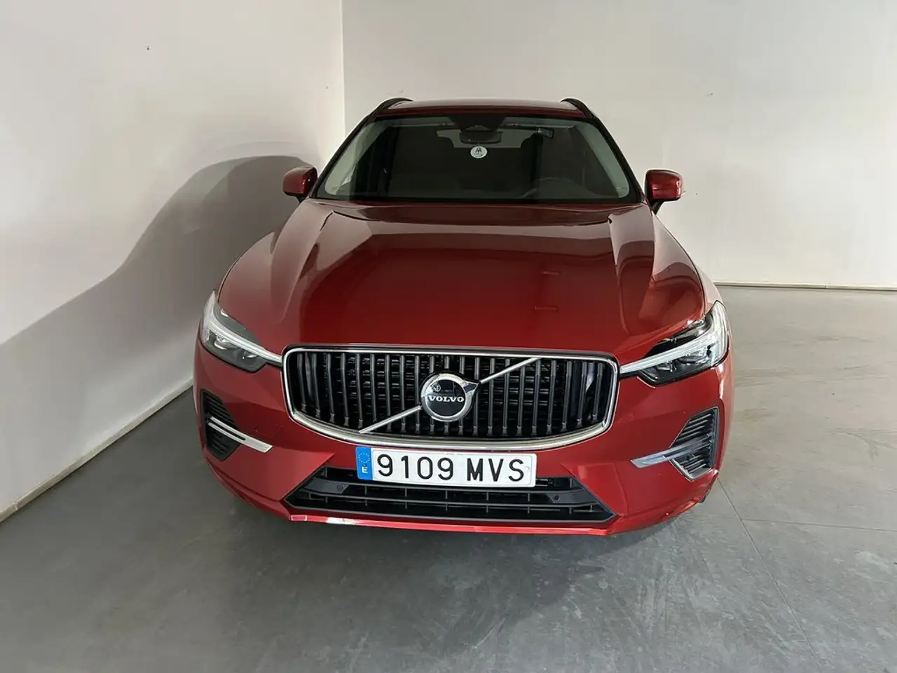 Volvo XC60 2.0 B4 D Auto Core — Galerie du véhicule 5