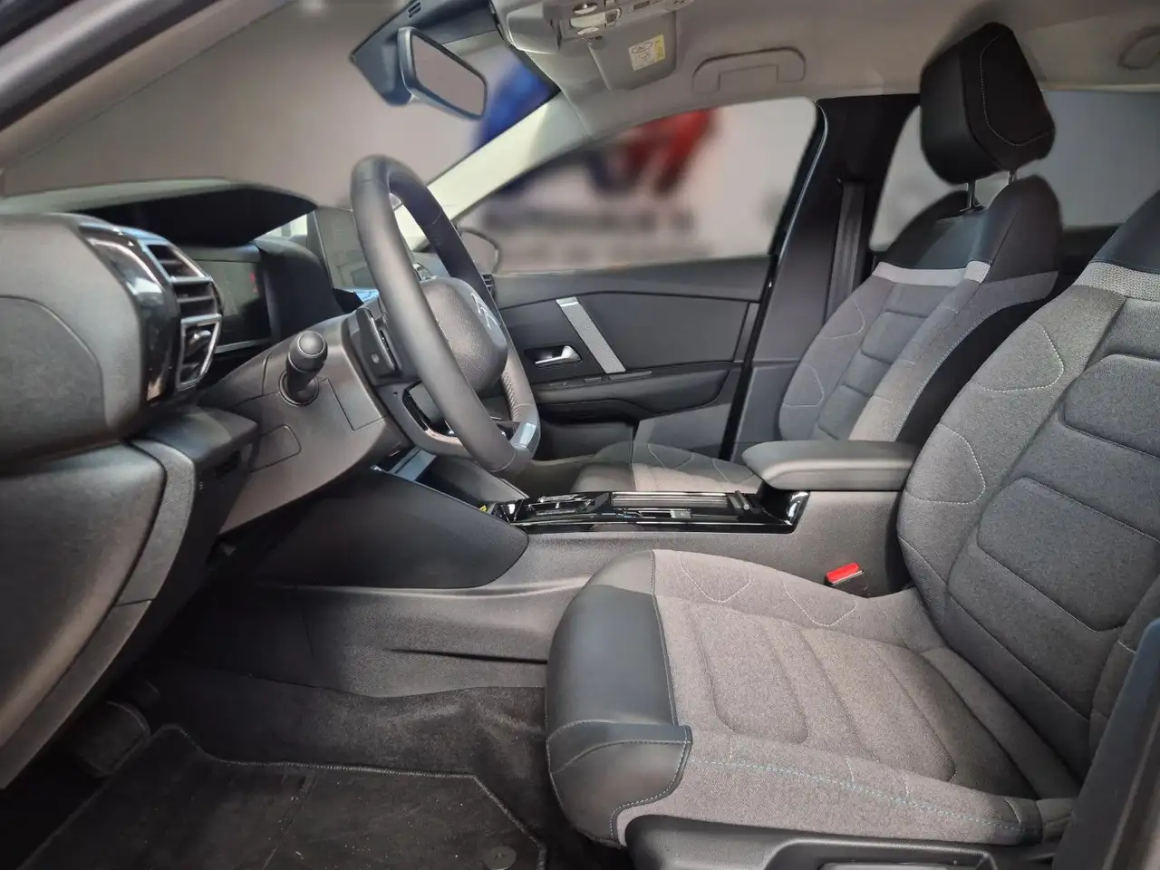 Citroen C4 130 S&S MAX NightVision/Kamera/Spur.Assistent — Galerie du véhicule 11