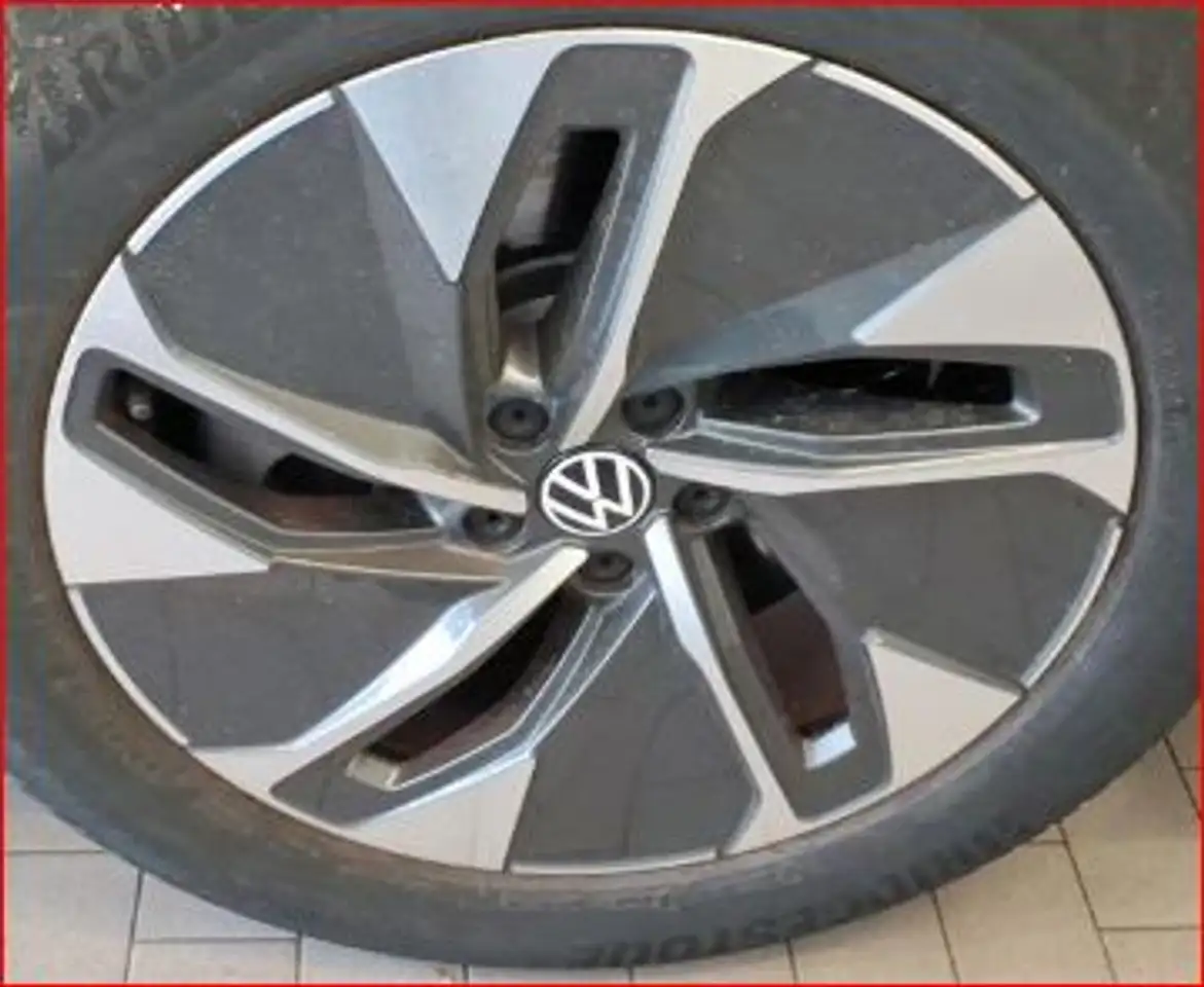 Volkswagen ID.4 Pro Performance STYLE Navi Kessy 360° LM19 — معرض صور السيارة 11