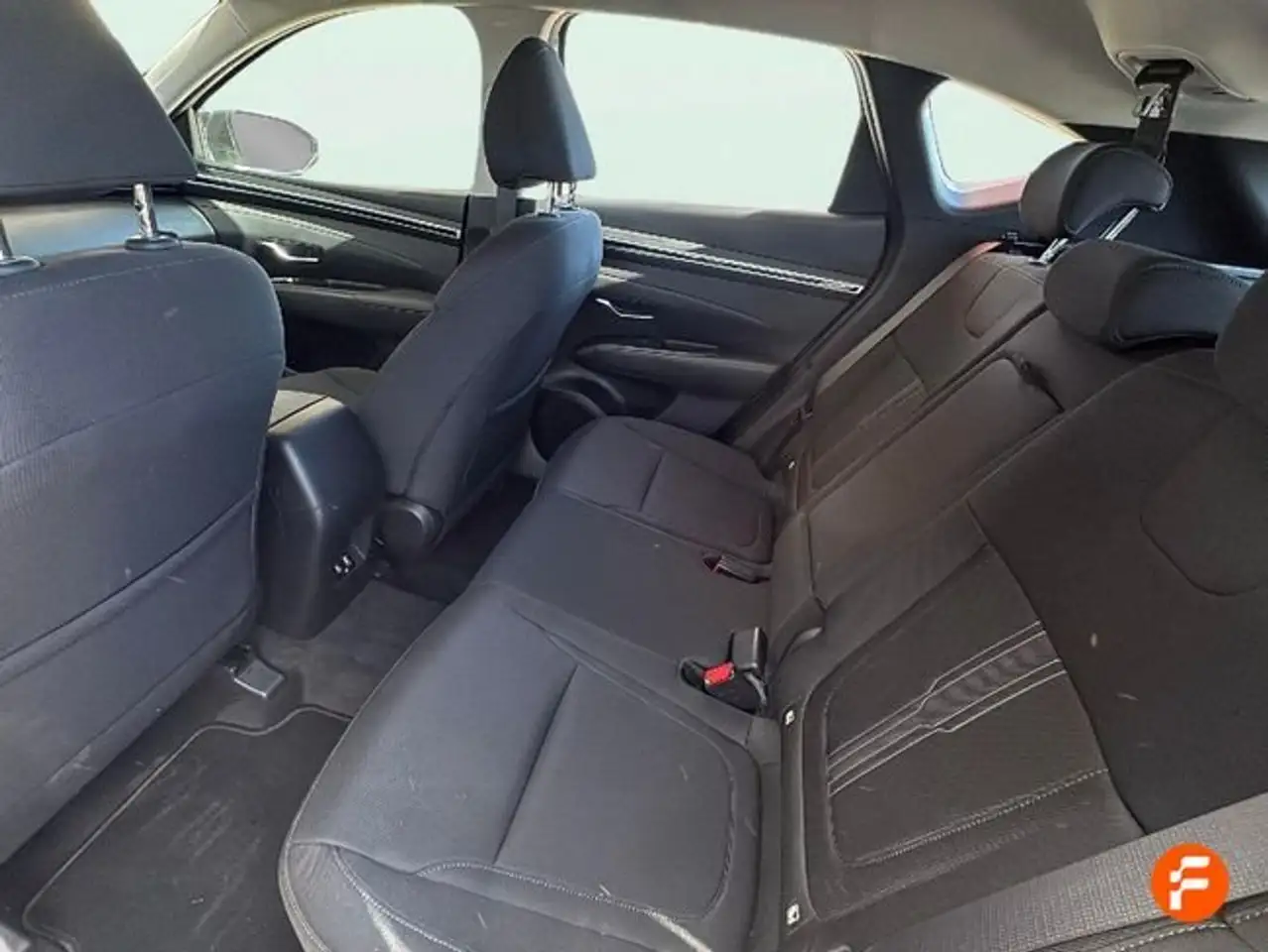 Hyundai TUCSON 1.6 CRDI 100kW (136CV) 48V Maxx — معرض صور السيارة 19
