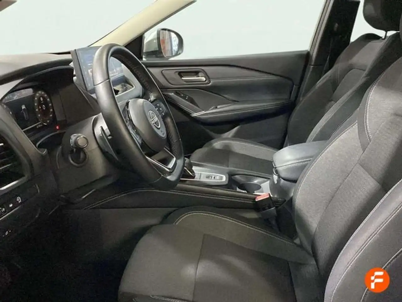 Nissan Qashqai DIG-T 103kW (140CV) mHEV 4x2 Acenta — Vehicle gallery 8