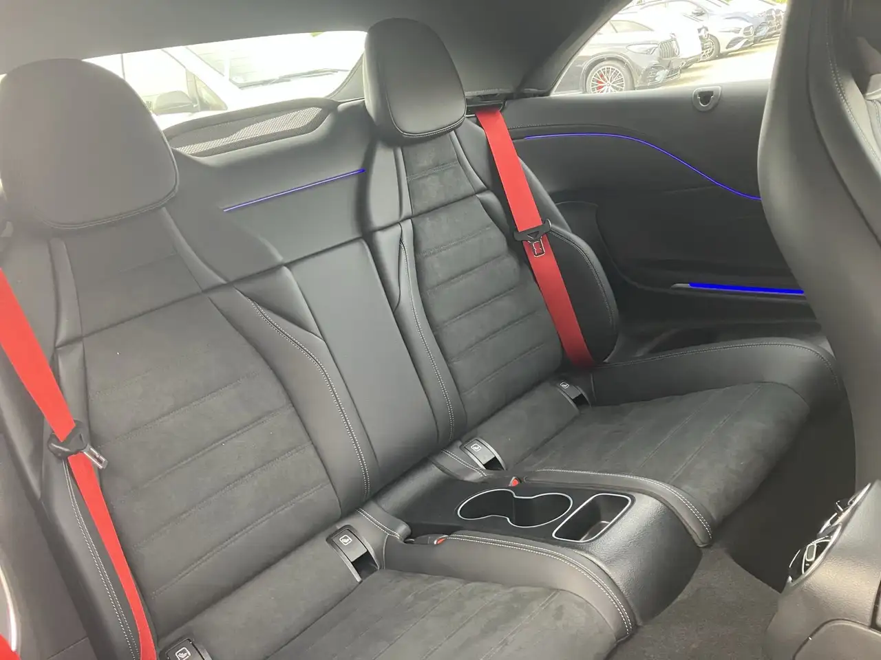 Mercedes-Benz CLE 200 CLE 200 AMG+NIGHT+KAM+BURME+KEYL+MEMORY+AIRSCARF — Galería del vehículo 13