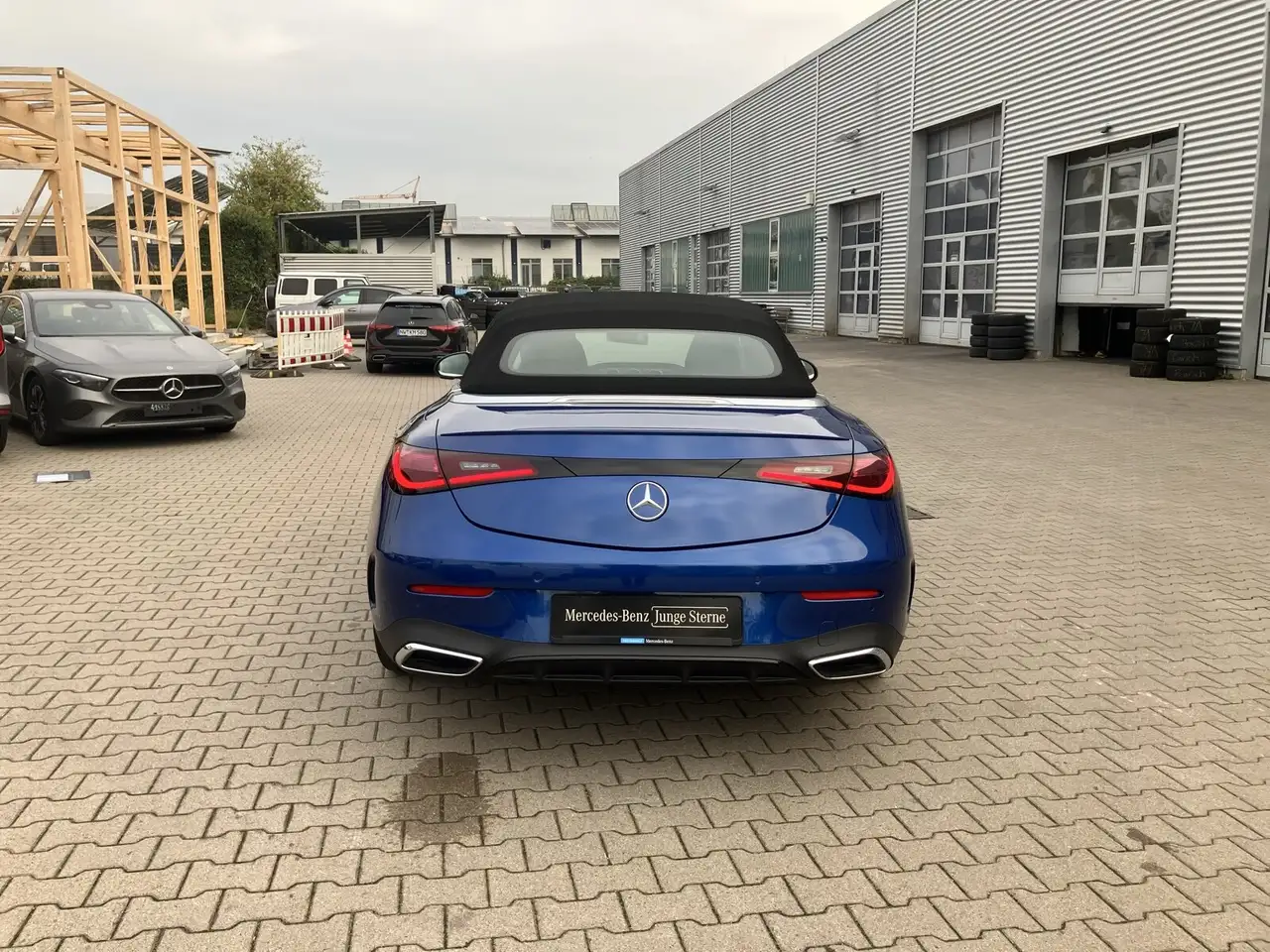 Mercedes-Benz CLE 200 CLE 200 AMG+NIGHT+KAM+BURME+KEYL+MEMORY+AIRSCARF — Galería del vehículo 7