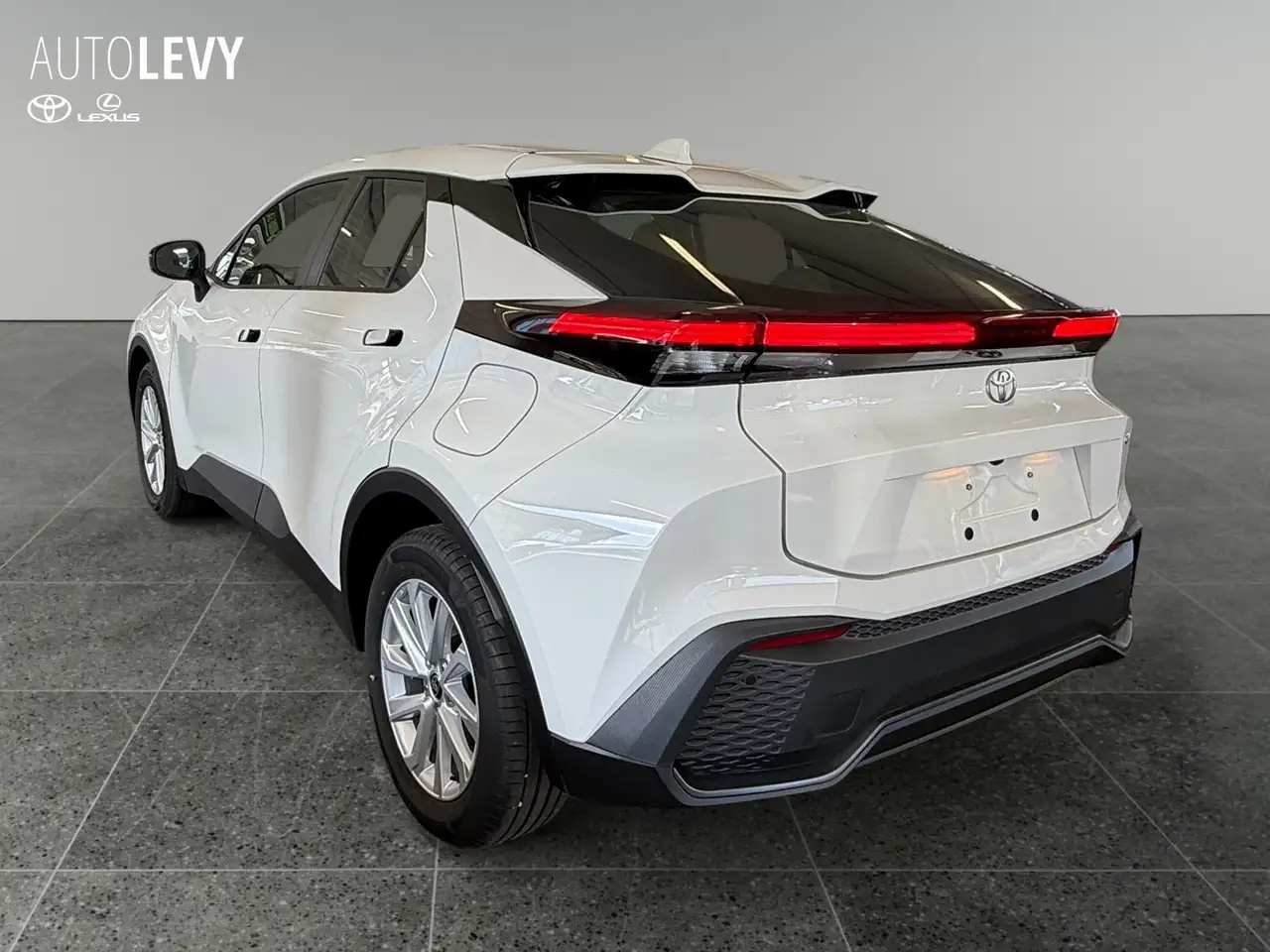 Toyota C-HR 1.8 Hybrid Flow CARPLAY — Galerie du véhicule 4