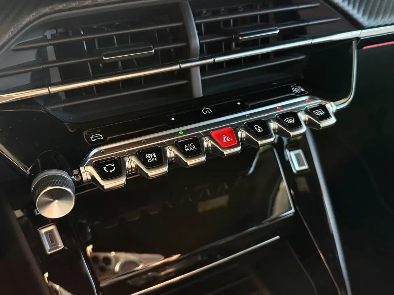 Peugeot 2008 PureTech 130 GT 360°-Kamera*Rückfahrkamera — Galería del vehículo 30