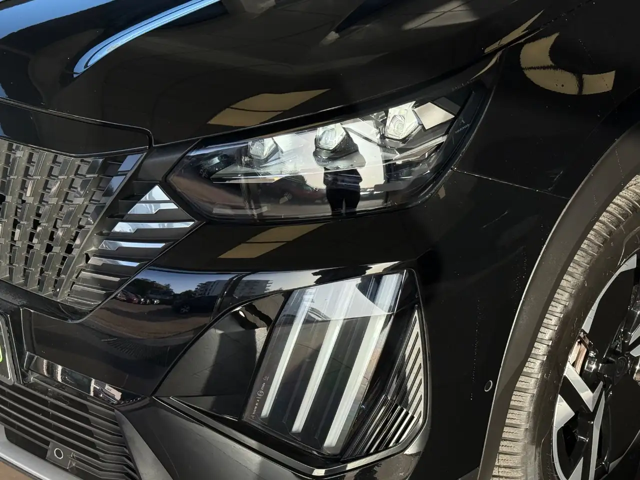 Peugeot 2008 PureTech 130 GT 360°-Kamera*Rückfahrkamera — Galería del vehículo 9