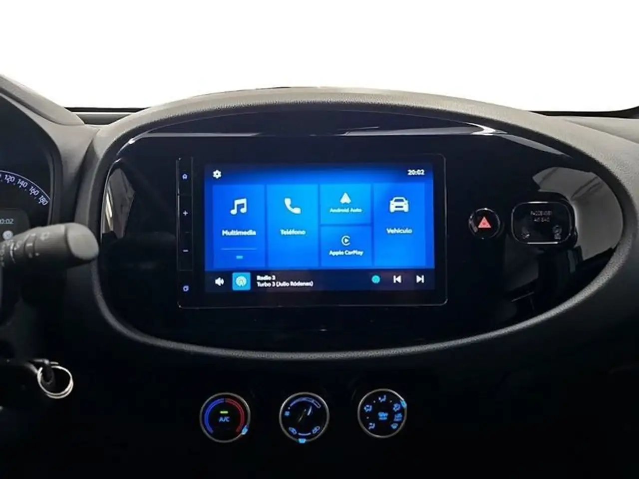 Toyota Aygo Play — Galerie du véhicule 15