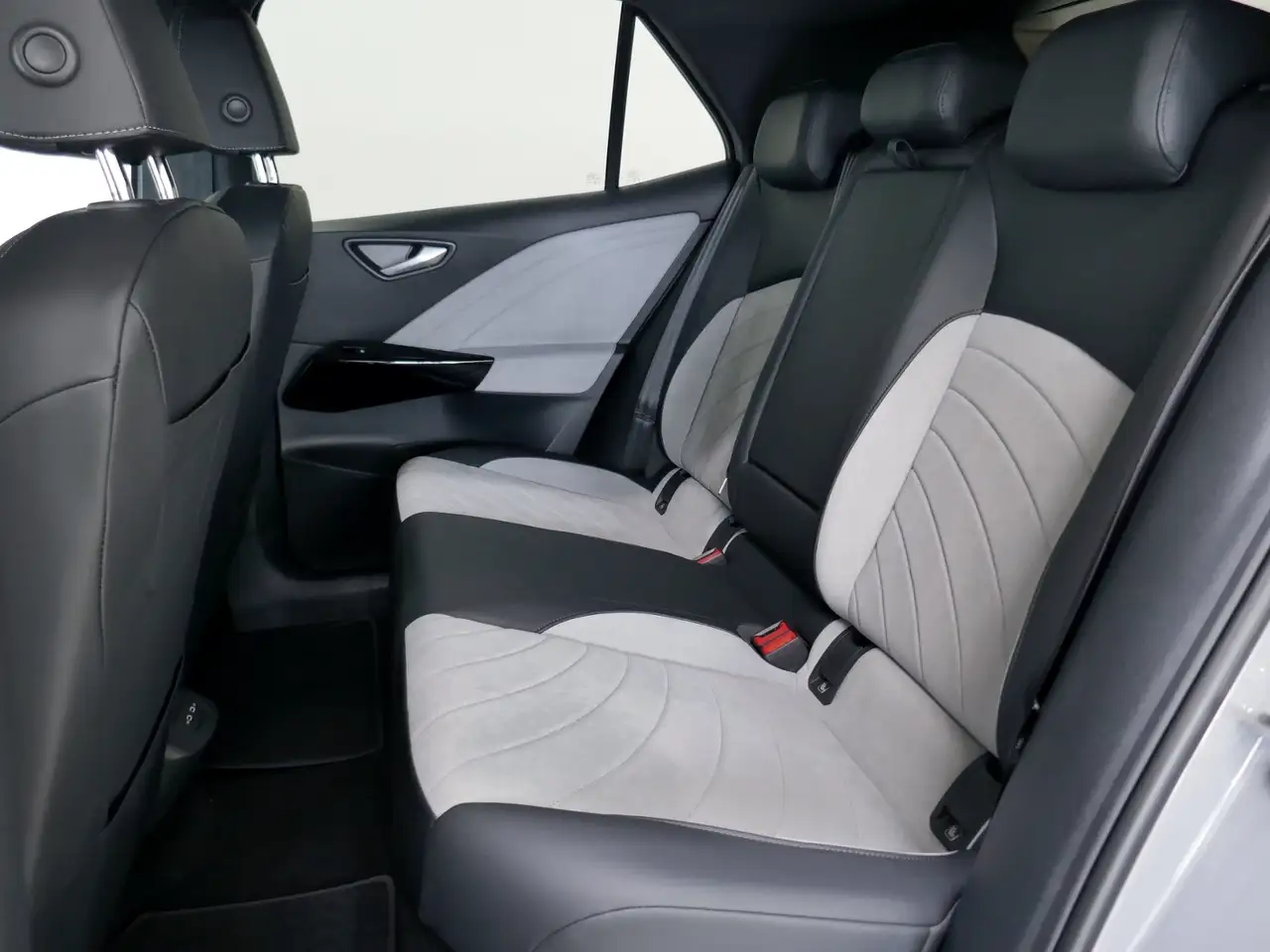 Volkswagen ID.3 Pro electric 150kW | LED RFK ACC CCS — معرض صور السيارة 9