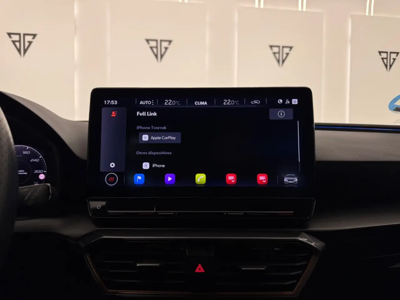 CUPRA Leon 1.5 ETSI DSG 110Kw — معرض صور السيارة 21