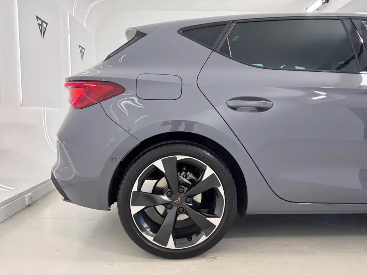 CUPRA Leon 1.5 ETSI DSG 110Kw — معرض صور السيارة 14