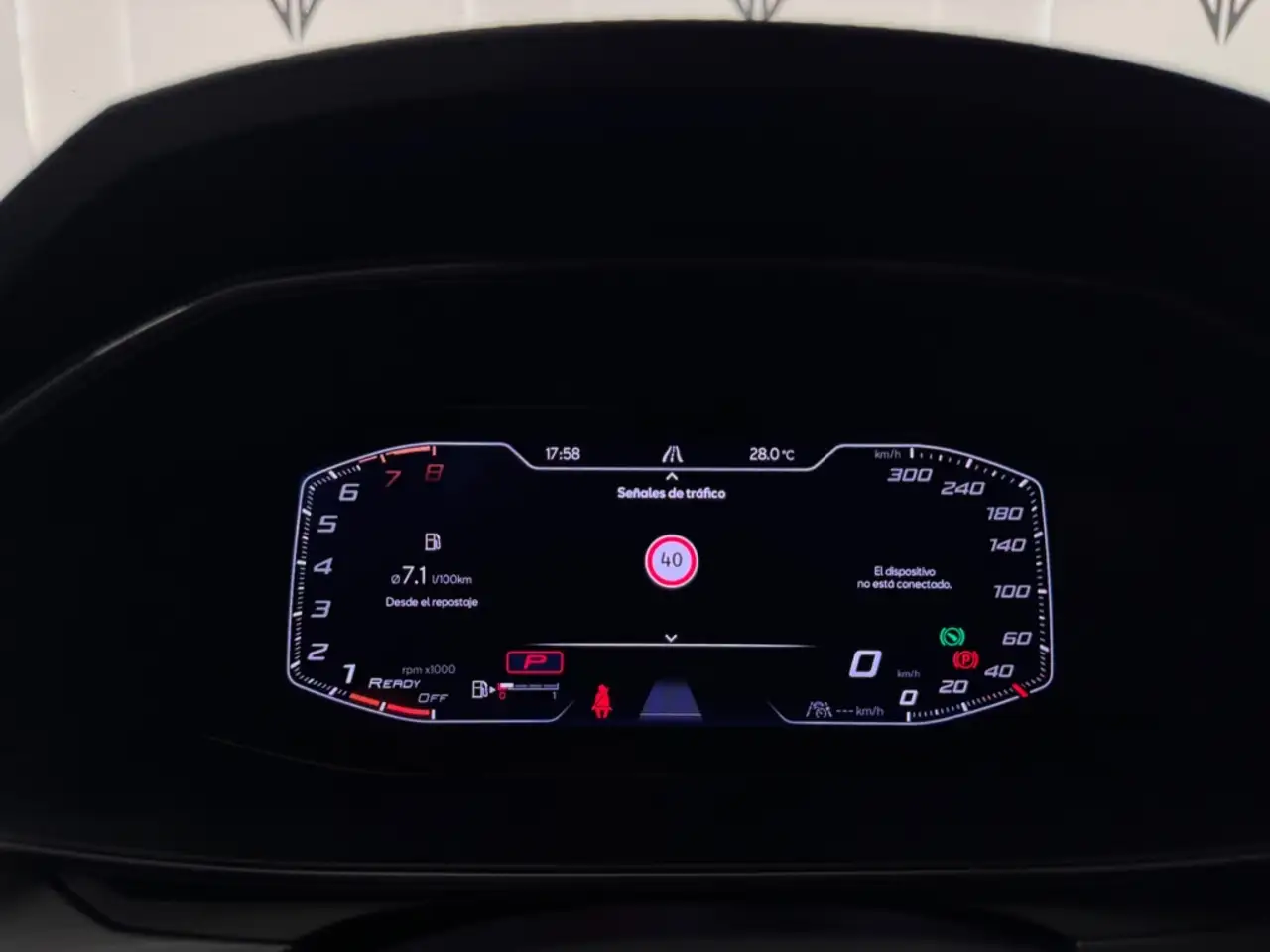 CUPRA Leon 1.5 ETSI DSG 110Kw — معرض صور السيارة 27