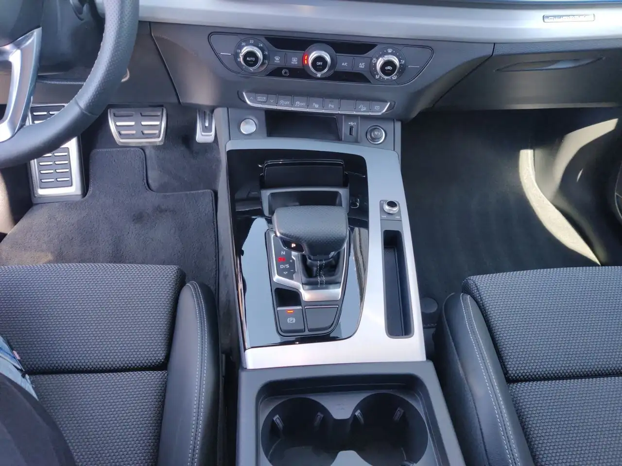 Audi Q5 45 TFSI q. S-Tronic S-Line 2x, LED, — معرض صور السيارة 11