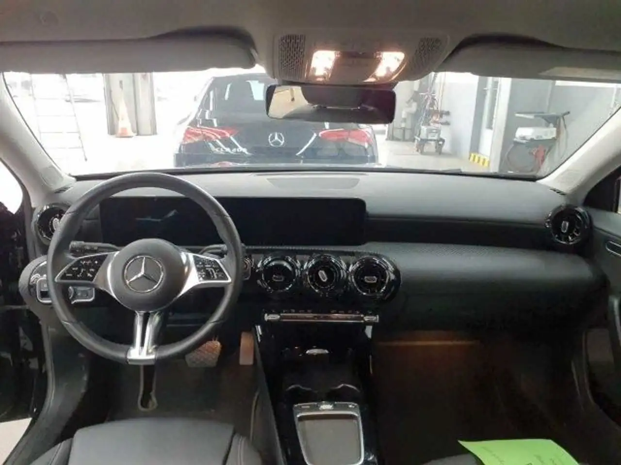 Mercedes-Benz A 250 e R-Kamera+LED+TOTW+SHZ+DAB — معرض صور السيارة 11