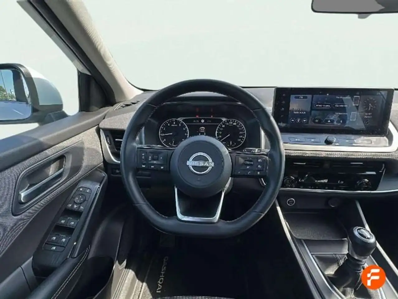 Nissan Qashqai DIG-T 103kW (140CV) mHEV 4x2 N-Design — معرض صور السيارة 17
