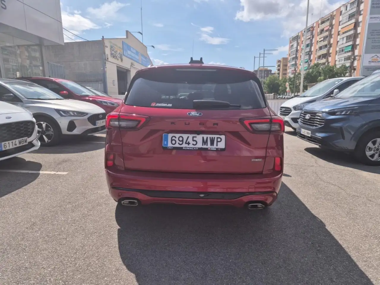 Ford Kuga ST-Line 2.5 Duratec FHEV 132kW Auto 180CV — Vehicle gallery 5