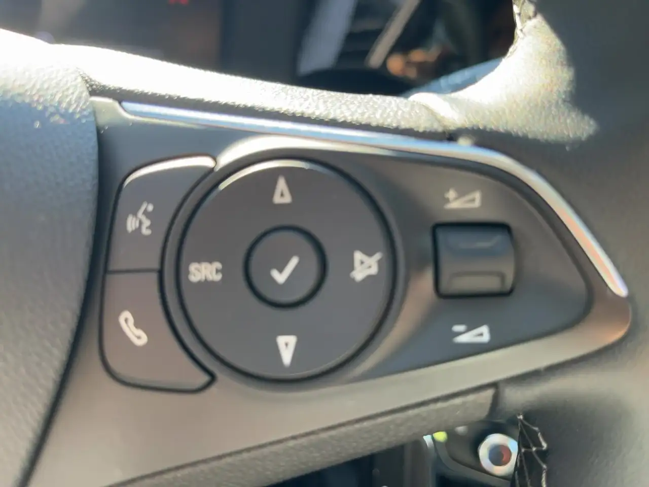 Opel Mokka 1.2 Elegance StylePaket/LED/SHZ/LHZ/Kamera — معرض صور السيارة 17