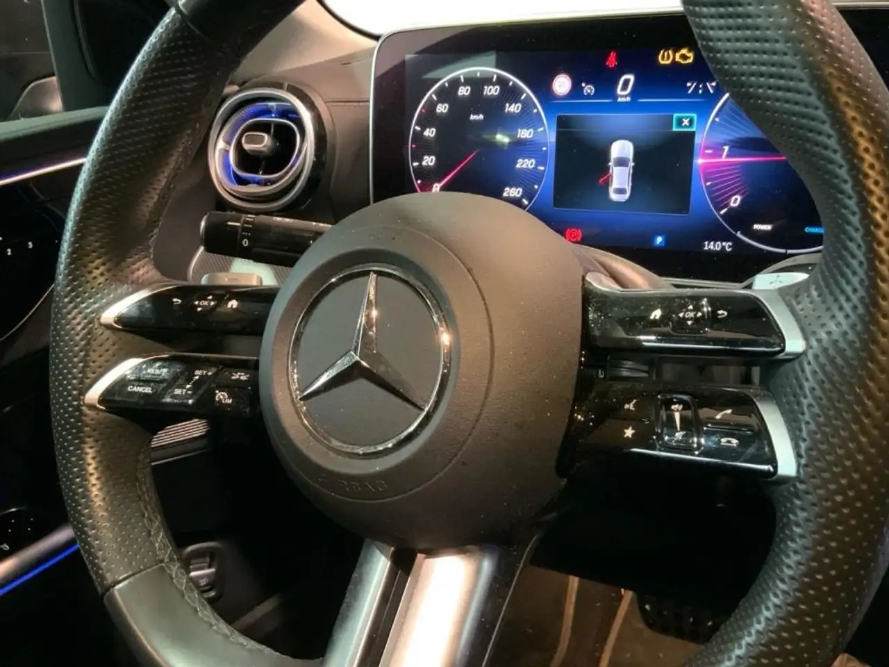 Mercedes-Benz C 200 d Berlina — معرض صور السيارة 19