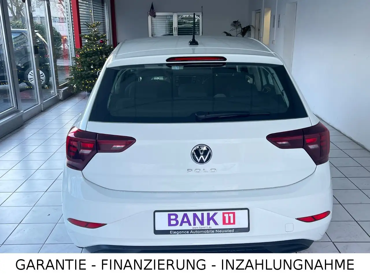Volkswagen Polo VI Basis/1.Hand/Garantie/*WENIG KM* — Vehicle gallery 4