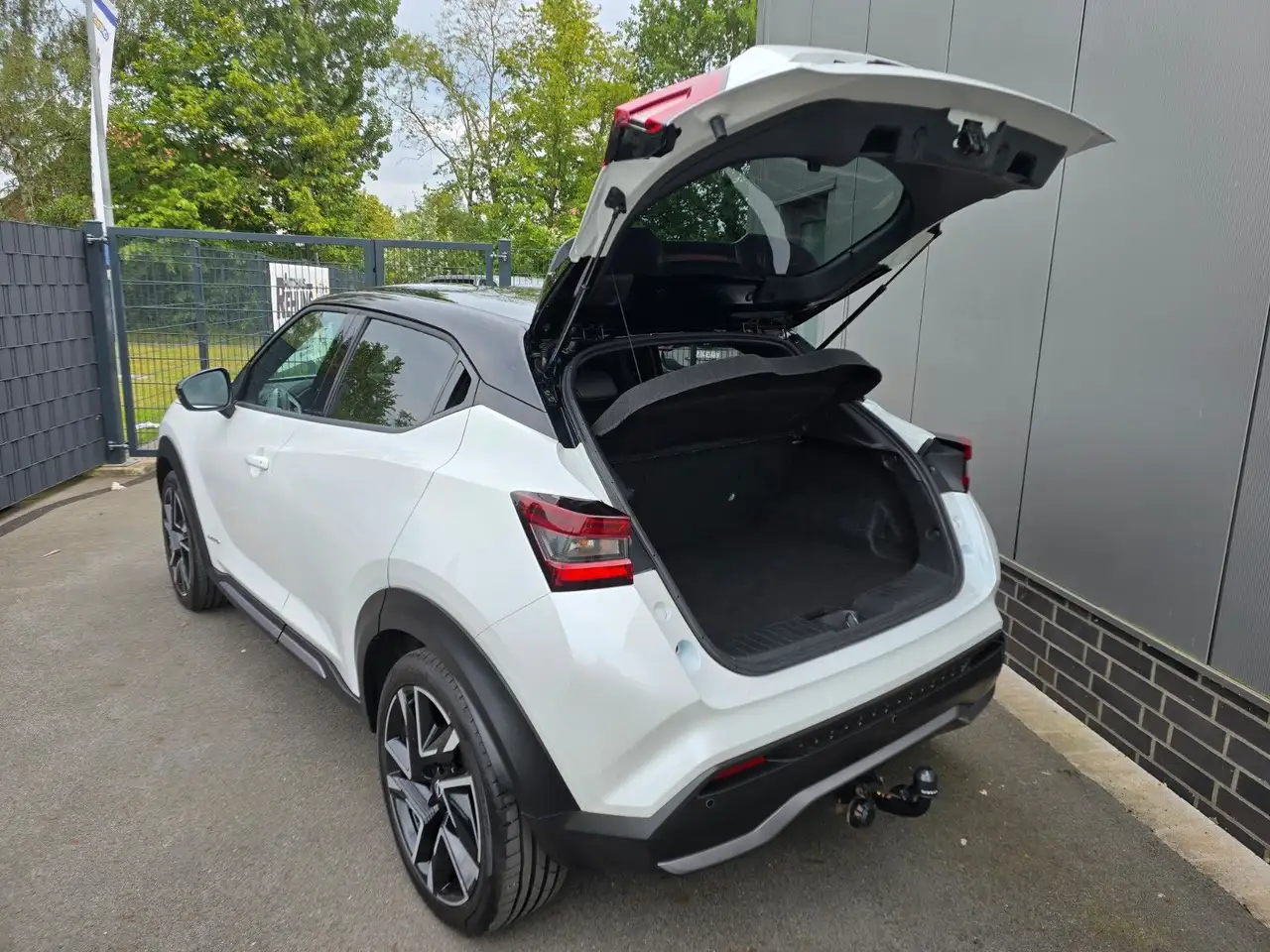 Nissan Juke Hybrid 1.6 N-Design — معرض صور السيارة 16