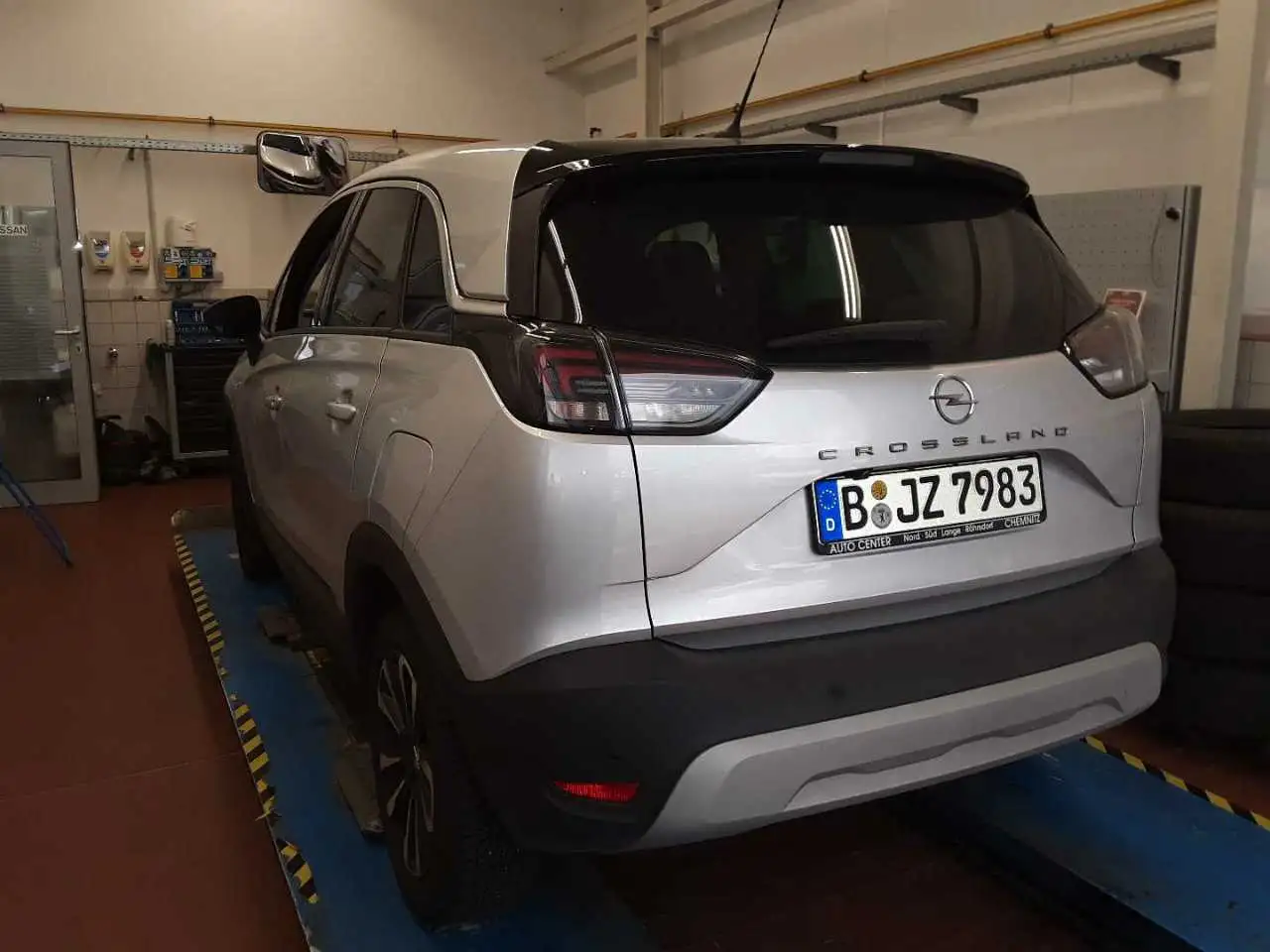 Opel Crossland AT6 Elegance LED/Navi/ErgoPDC/Kamera — معرض صور السيارة 4