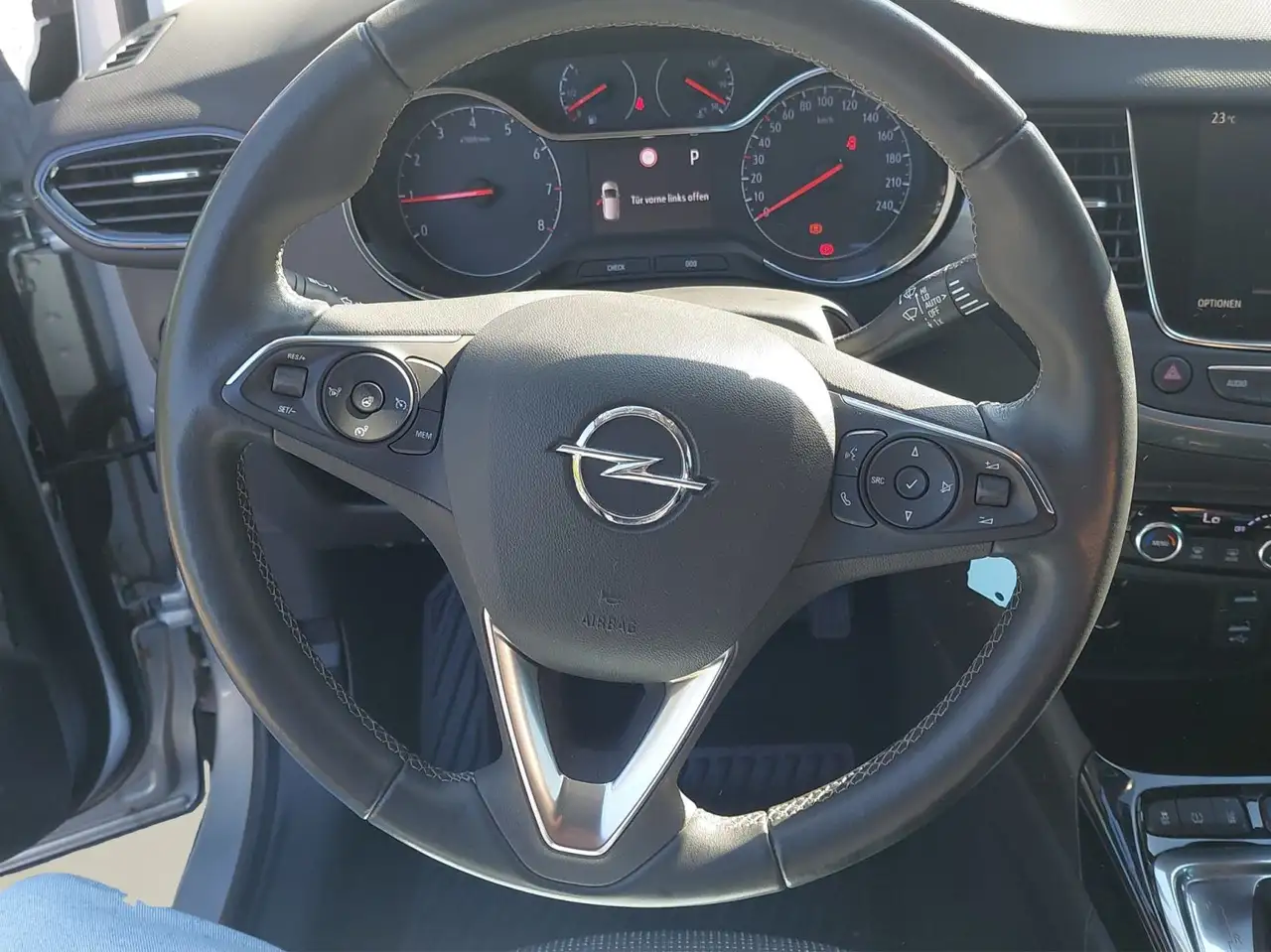 Opel Crossland 1.2 Elegance Automatik, Navi, Kamera, — Galerie du véhicule 10