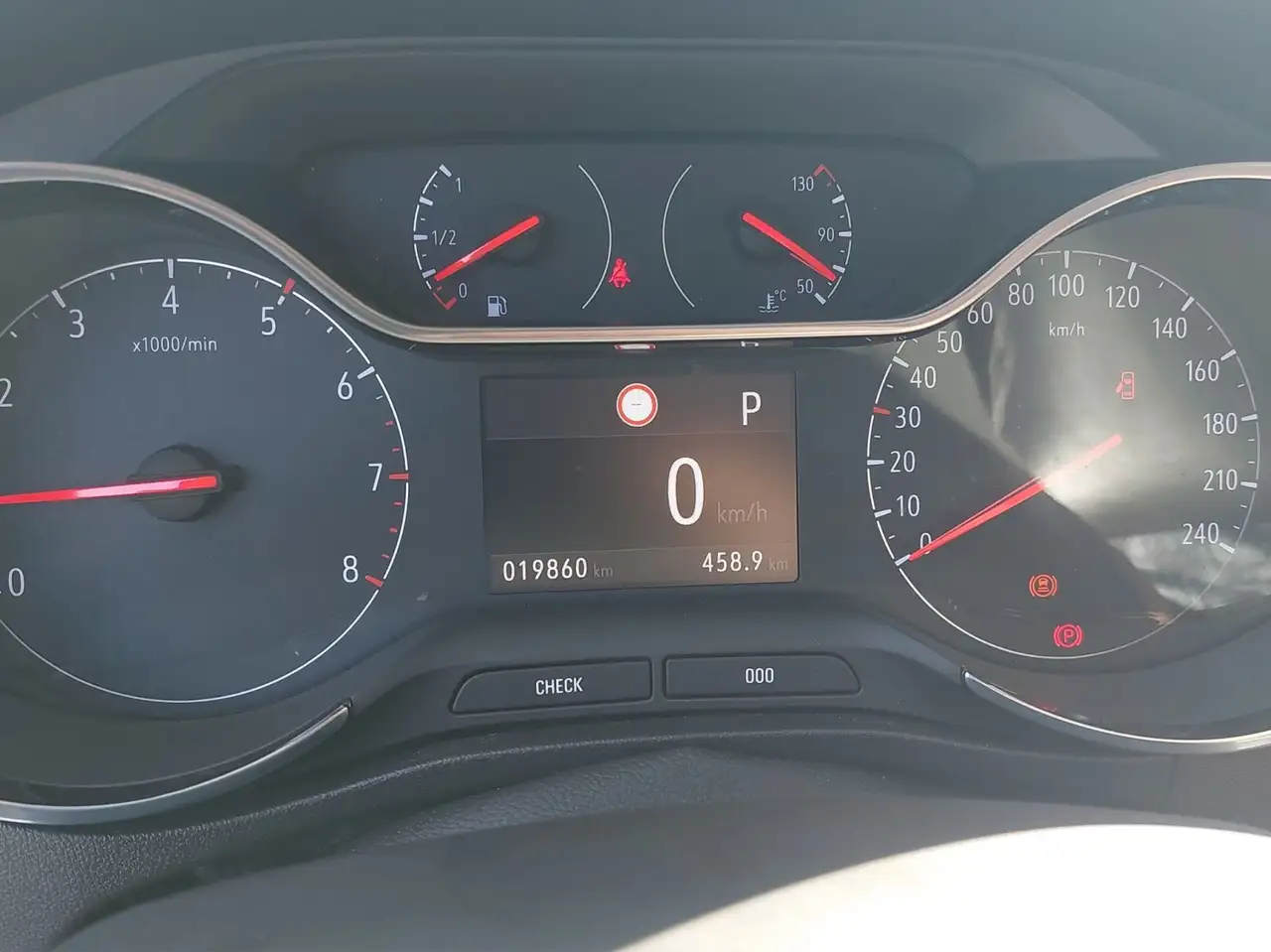 Opel Crossland 1.2 Elegance Automatik, Navi, Kamera, — Galerie du véhicule 11