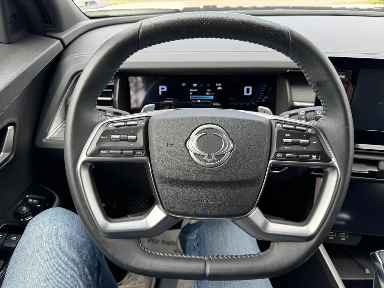 SsangYong Torres Quartz Automatik, Allwetter,Leder, nur 19.150 km, Garantie bis 02.2029. — Galerie du véhicule 19