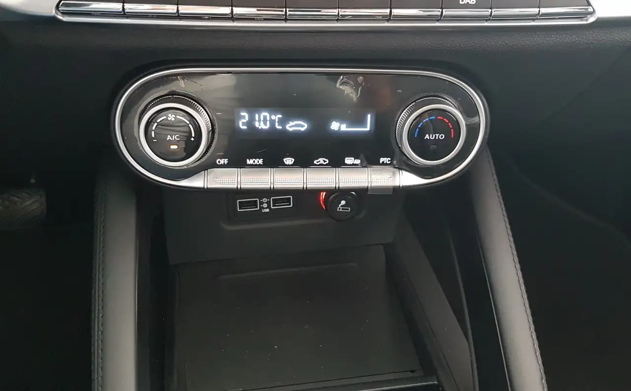 Seres Seres 3 Electric mit Wallbox — Galería del vehículo 13