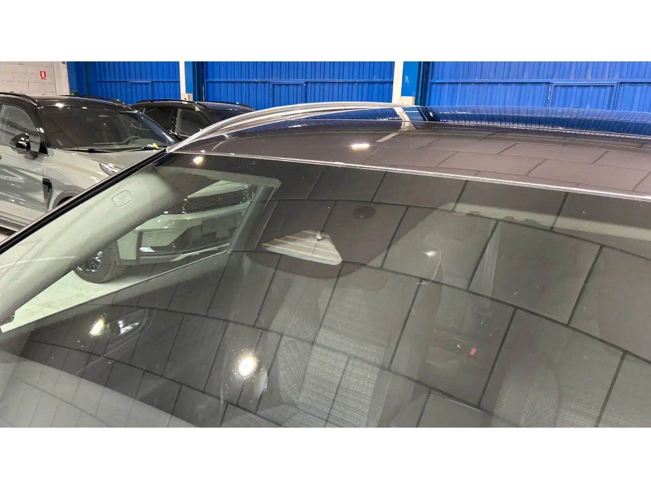 Volvo XC60 T6 Recharge Core — Galería del vehículo 34