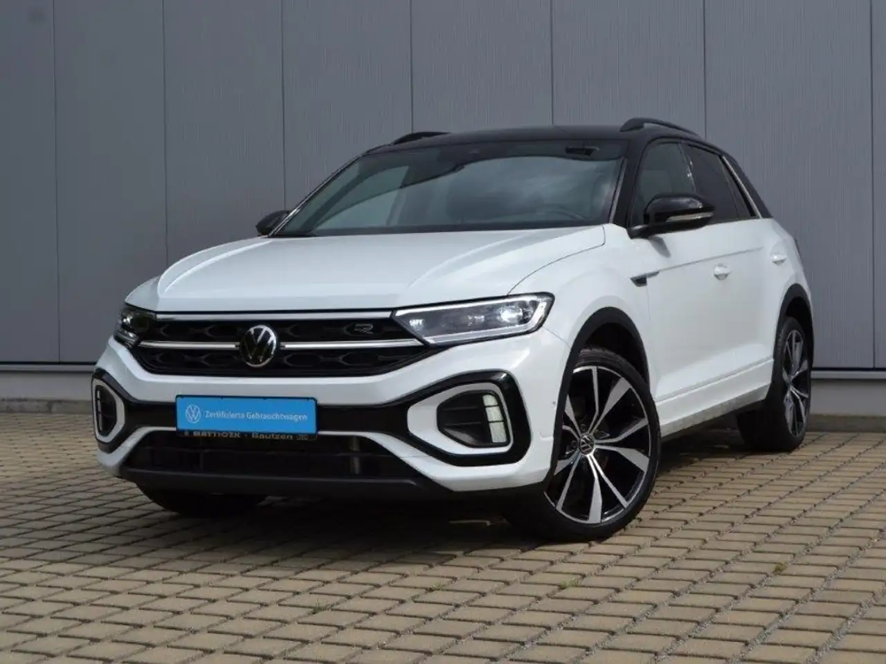 Volkswagen T-Roc 1.5 TSI DSG R-Line BLACK-STYLE/AHK/NW-AG/19-ZOLL+ — معرض صور السيارة 2