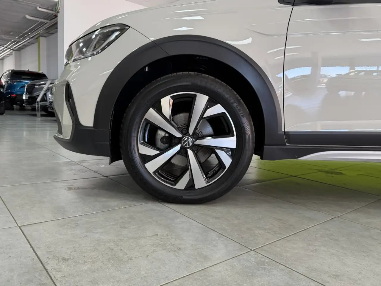 Volkswagen Taigo 1.0 TSI Más DSG 85kW — Galería del vehículo 36