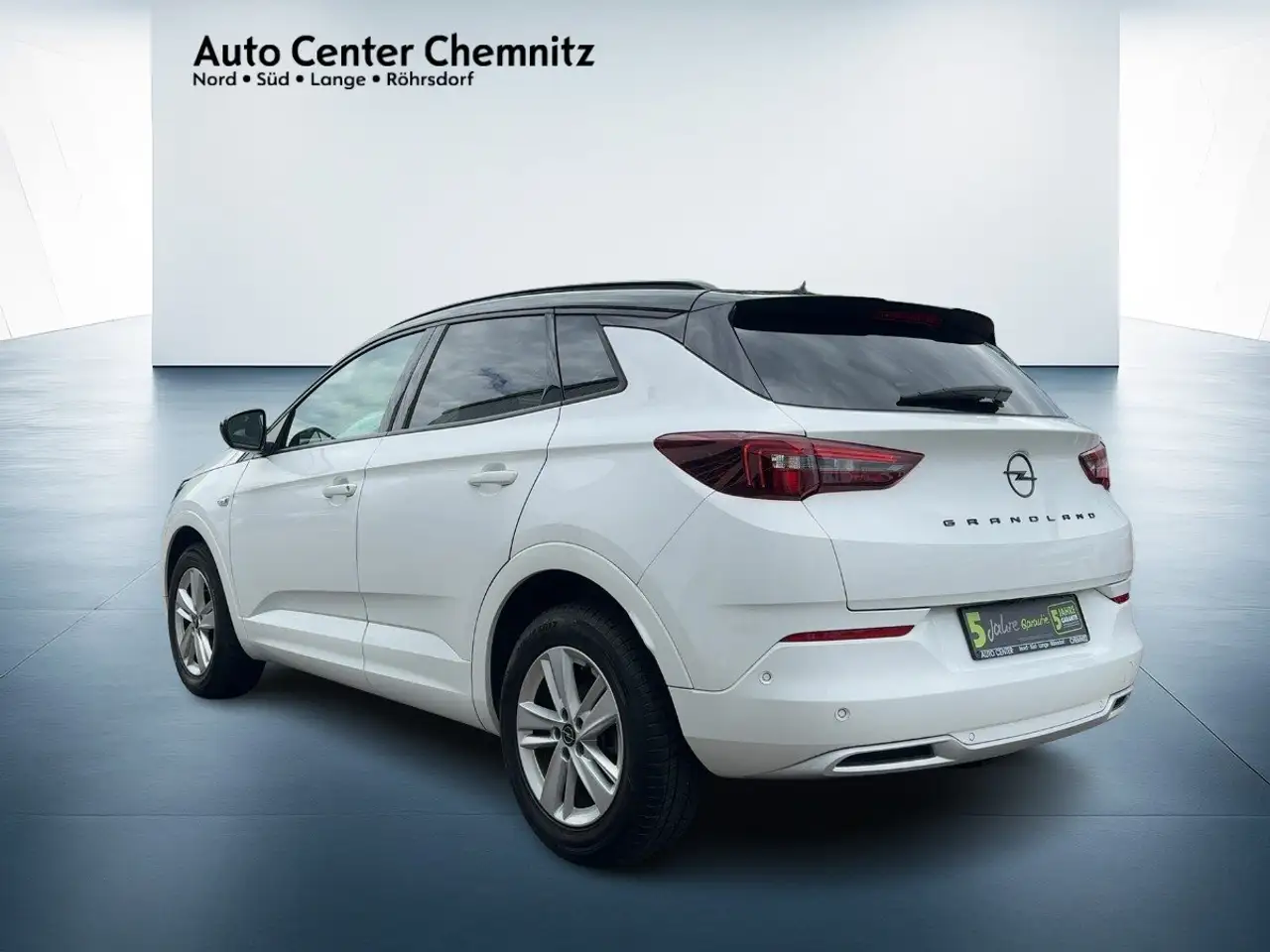 Opel Grandland 1.2 Enjoy StylePaket/LED/Ergo/PDC/Kam — Vehicle gallery 4