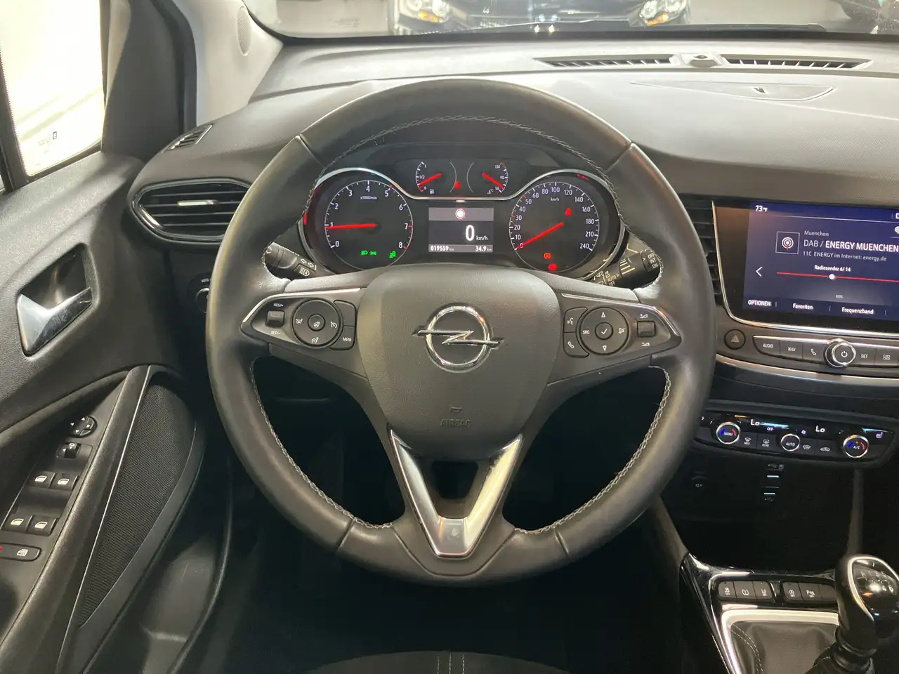 Opel Crossland 1.2Turbo Ultimate Allwetterreifen*Klima — معرض صور السيارة 9