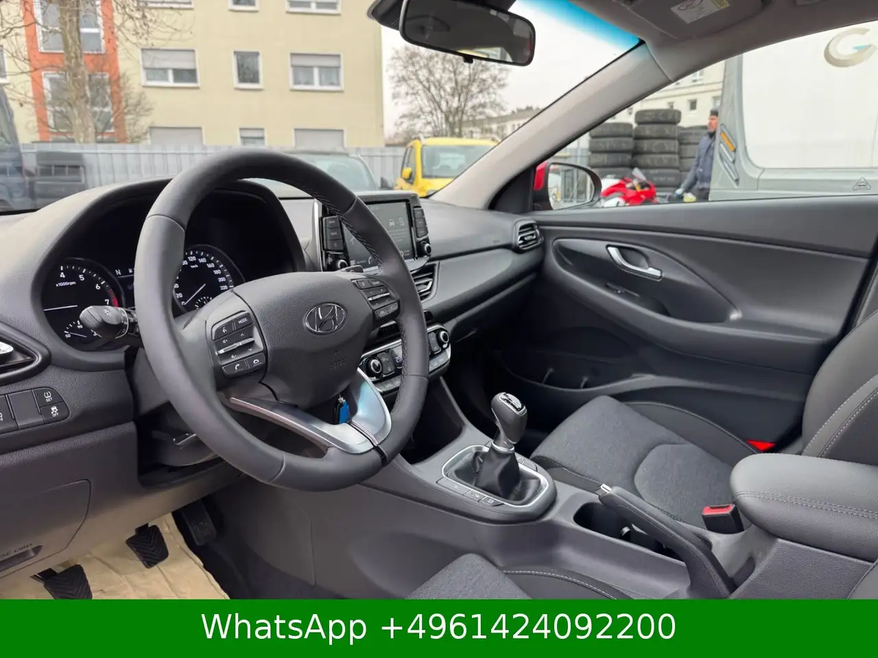 Hyundai i30 Trend Mild-Hybrid KAMERA — Galería del vehículo 12