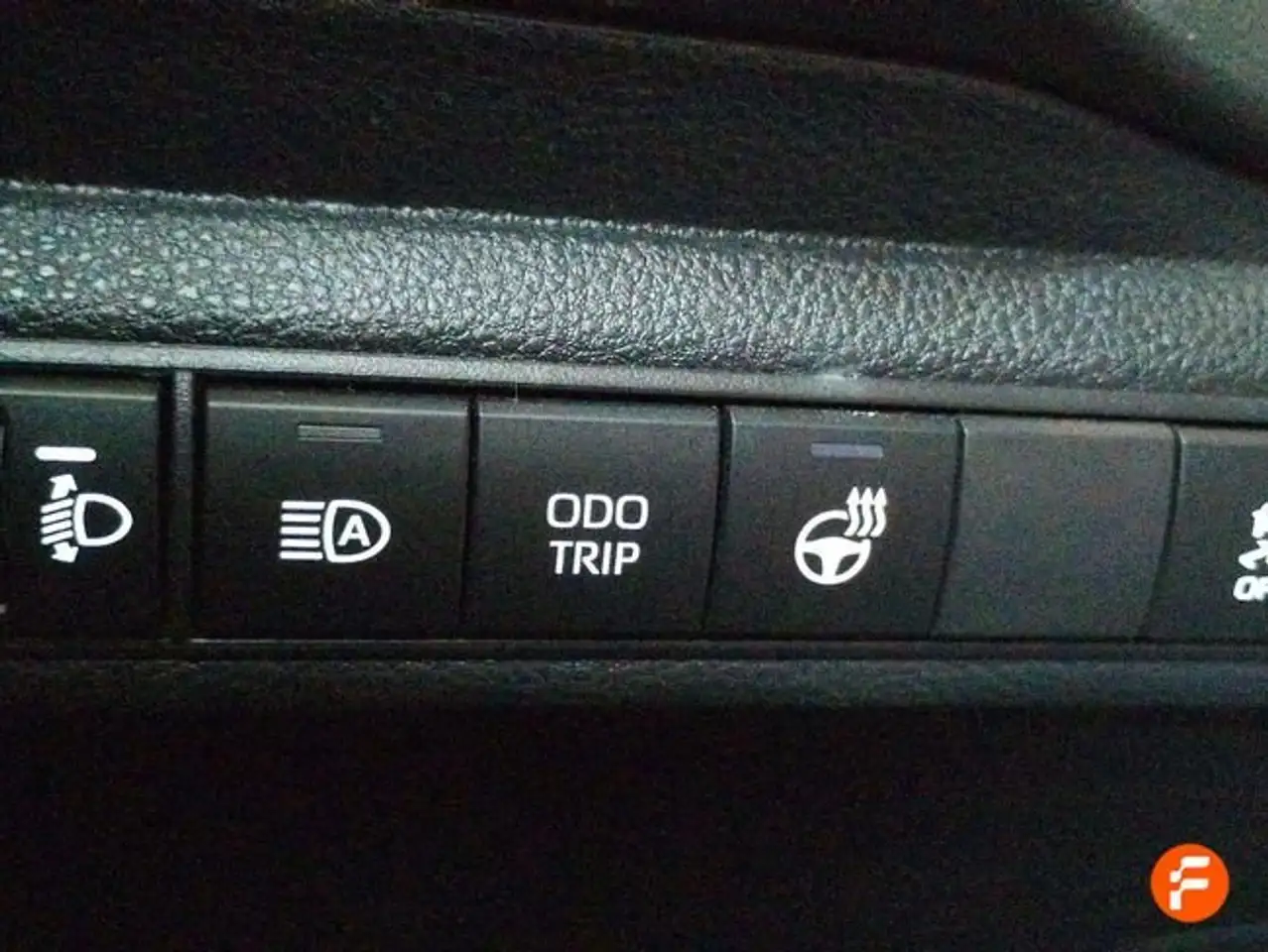 Toyota Corolla 140H Style — معرض صور السيارة 27