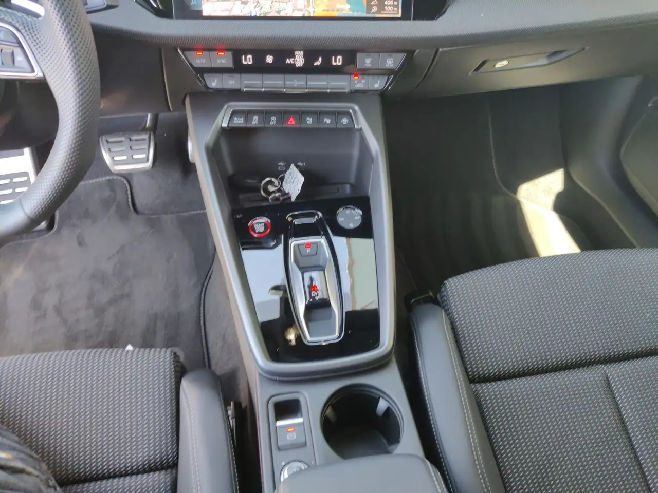 Audi S3 2.0 TFSI q. S-Tronic, LED, ACC, Amb — معرض صور السيارة 11