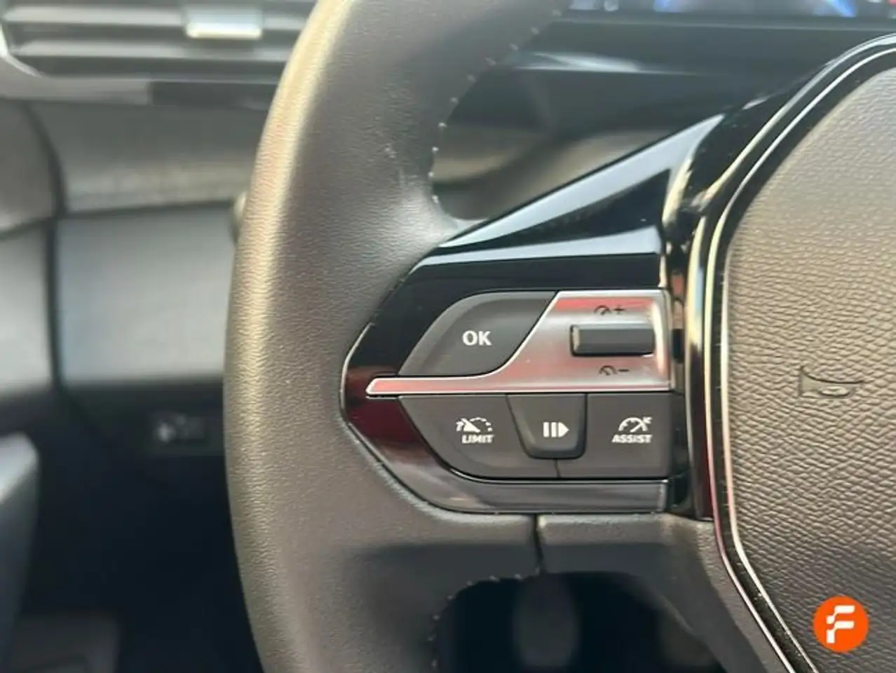 Peugeot 308 1.2 PureTech S&S Allure 130 — Vehicle gallery 14
