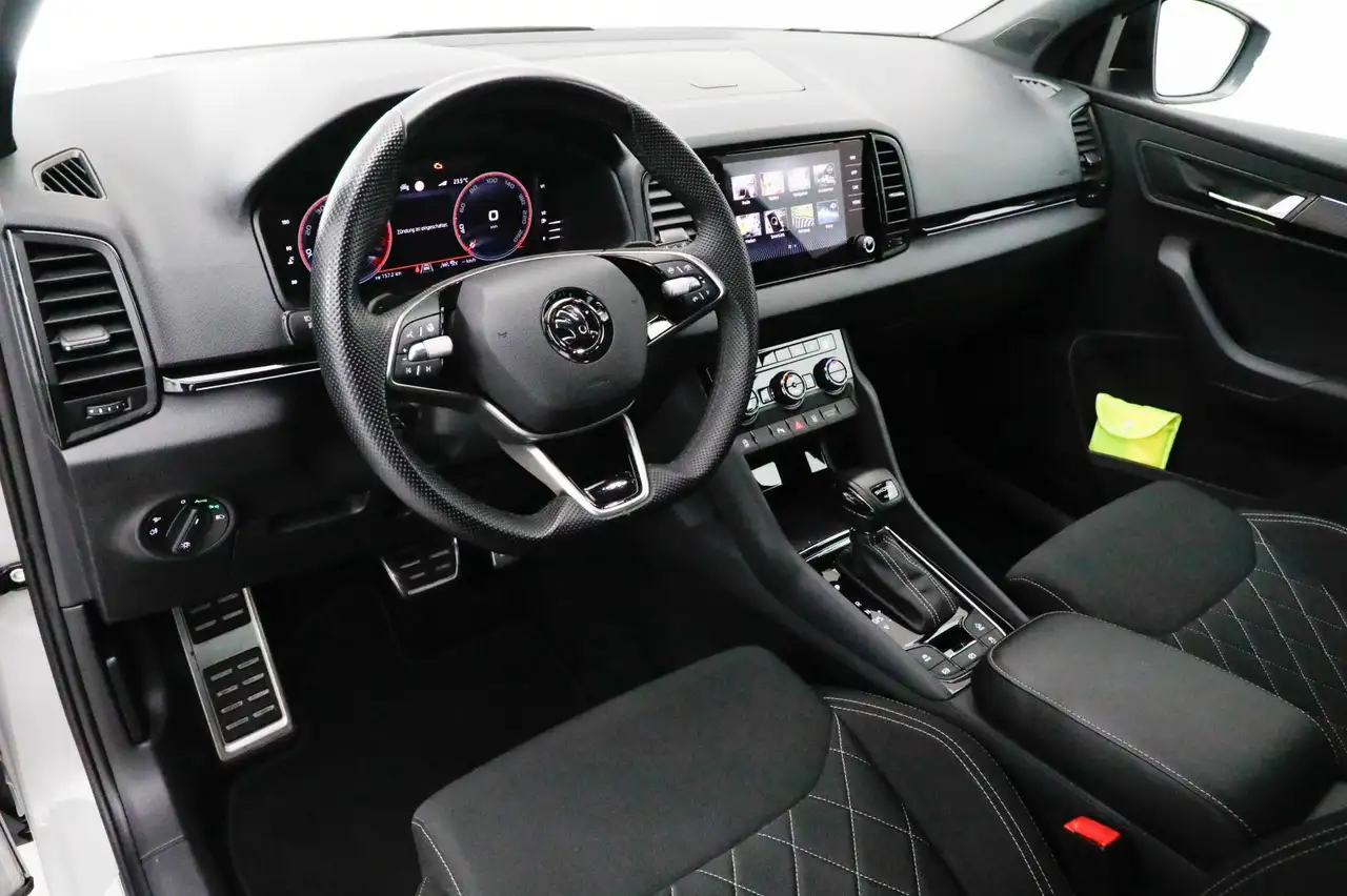 Skoda Karoq 2.0 TSI 4x4 DSG Sportline AHK Kam SHZ Navi — Vehicle gallery 16