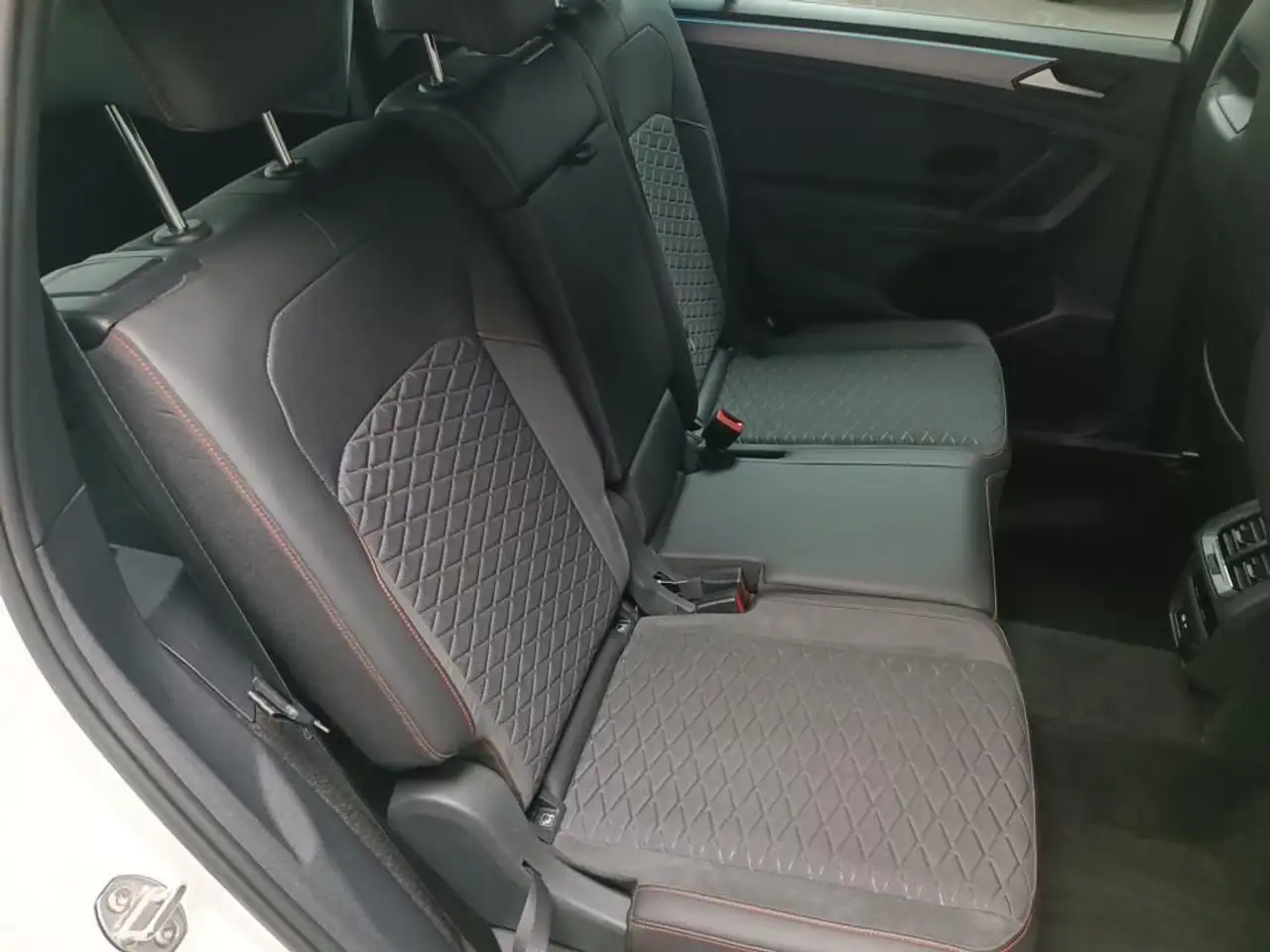 SEAT Tarraco 1.5 TSI S&S FR DSG 150 — Vehicle gallery 6