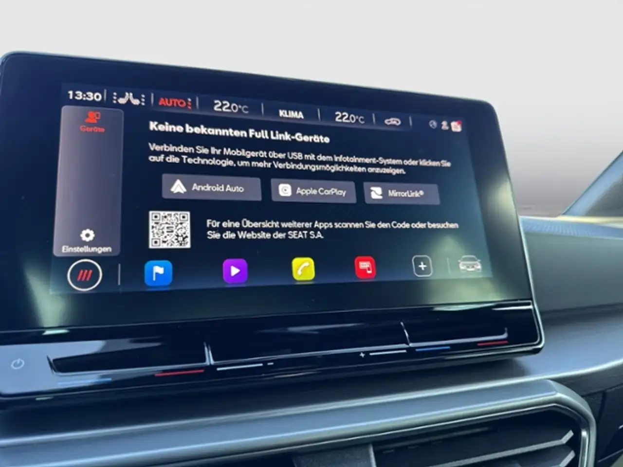 SEAT Leon FR 1.5eTSI DSG NAVI AHK KAMERA SHZG LED KLIMA ALU — معرض صور السيارة 21