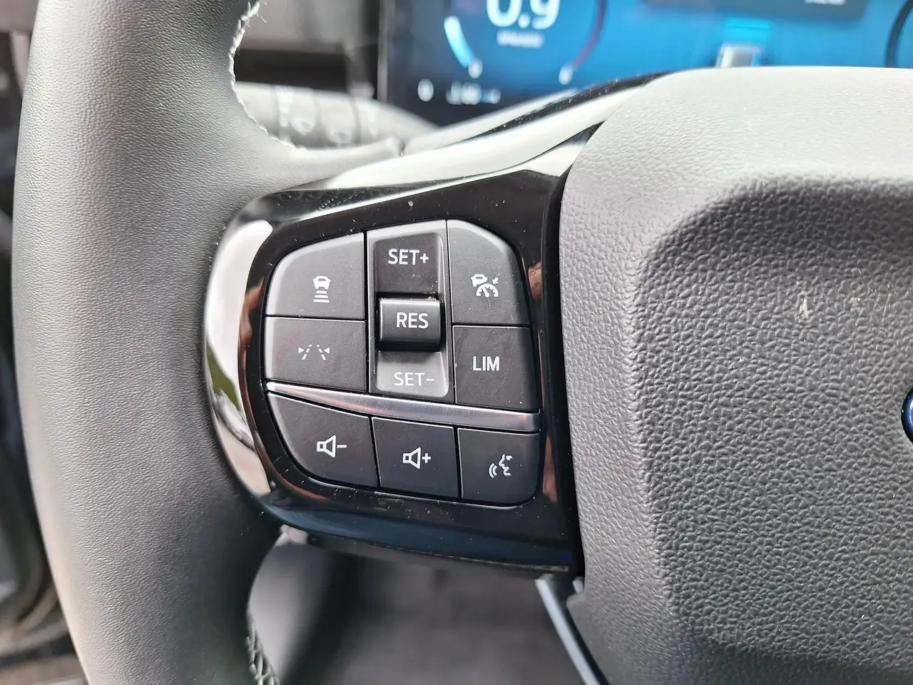 Ford Puma Titanium 1.0 MHEV Matrix-LED ACC 360°Kamera Komfor — Galería del vehículo 25