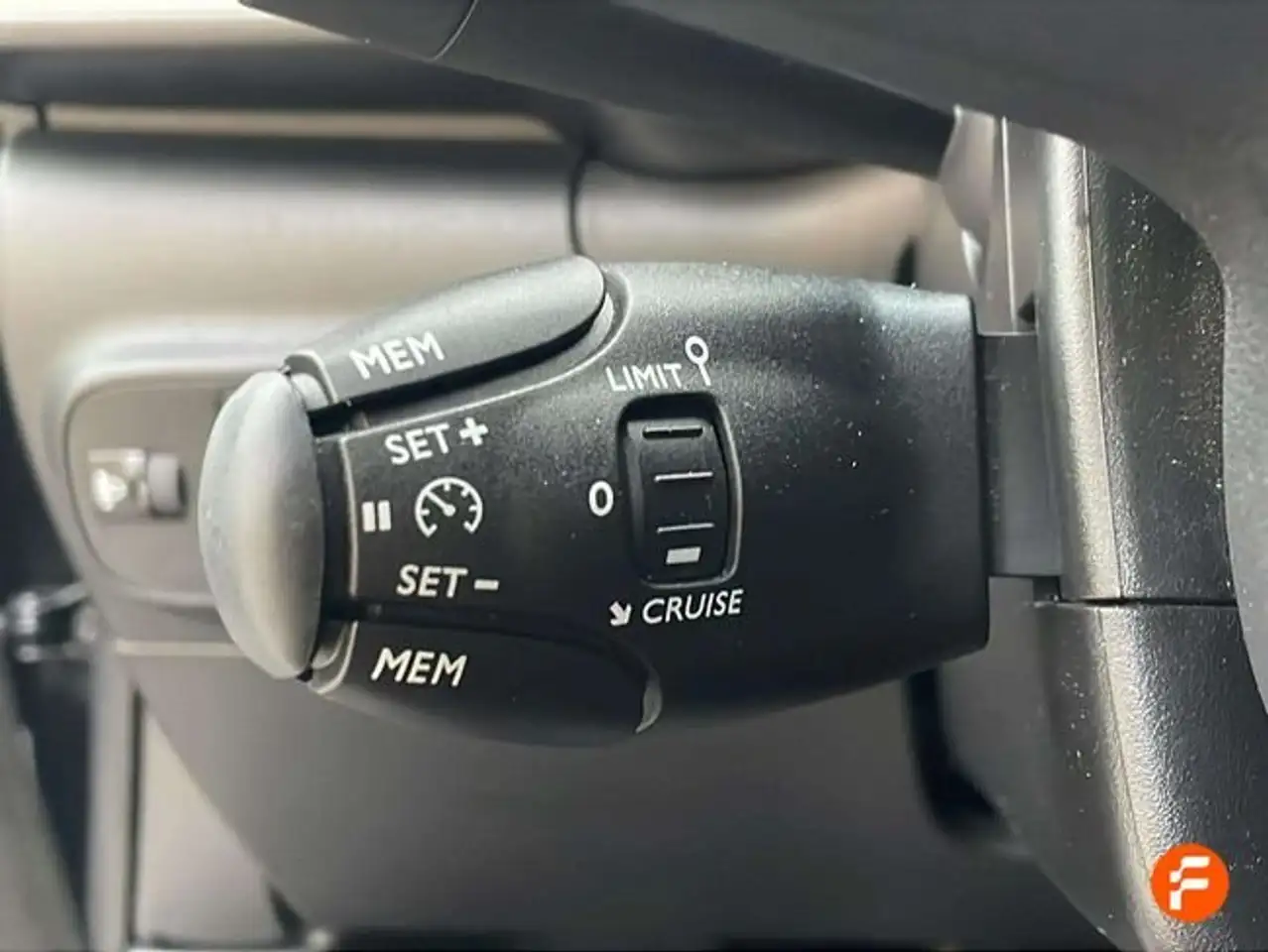 Citroen C3 BlueHDi 75KW (100CV) Plus — معرض صور السيارة 14